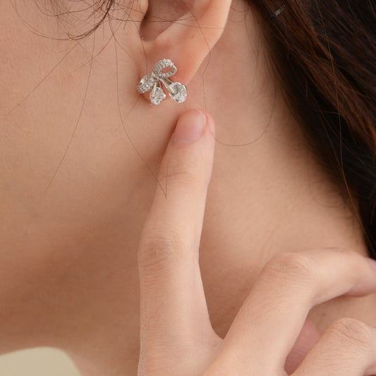 Sliver Ribbon Crystal Embedded Earrings