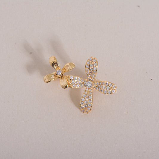 Flower Floral Gold Plated Crystal Pin Brooch