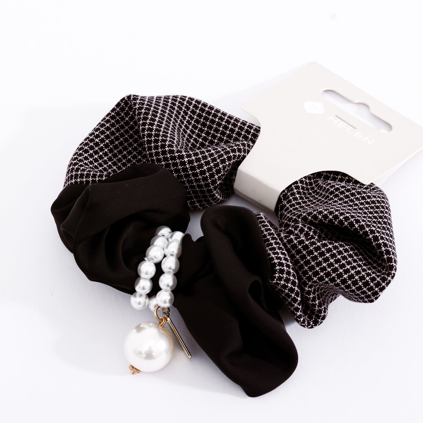 [Helen] Black / Brown Pretty Pearl Drop Satin Checkered Scrunchie Elastic Hair Tie